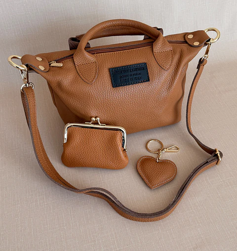 Conjunto Mala + Porta-moedas + Porta-chaves em Couro Genuíno Camel