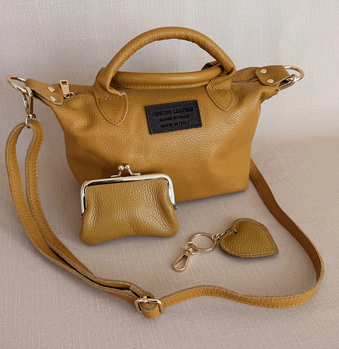Conjunto Mala + Porta-moedas + Porta-chaves em Couro Genuíno Mostarda