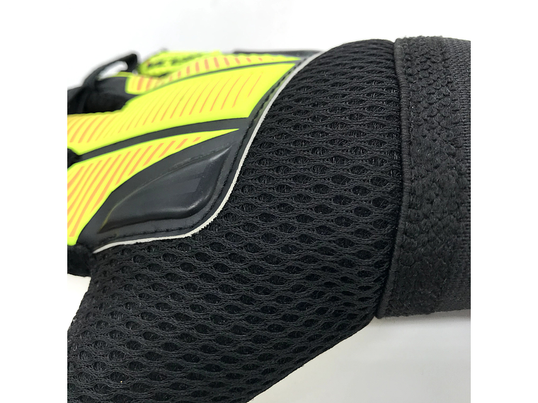 Guante Arquero Penalty Futsal X Negro/Amarillo 4