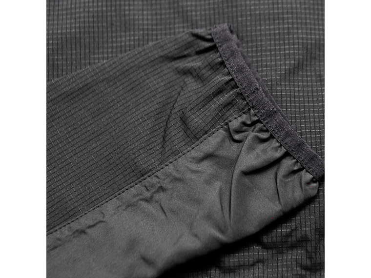 Cortaviento Penalty Air Dry 244 Negro 4