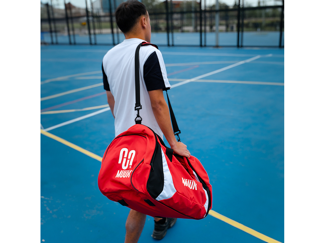 Bolso Deportivo Rojo Muuk 66 lts 5