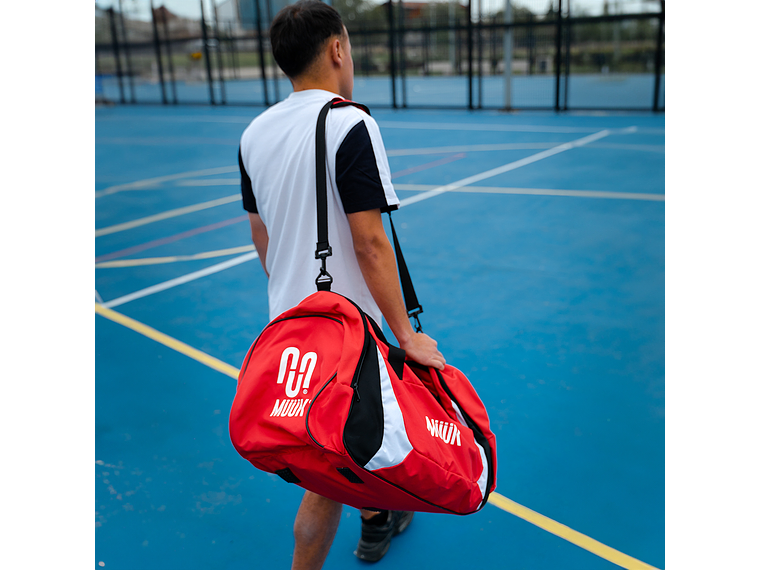 Bolso Deportivo Rojo Muuk 66 lts 5
