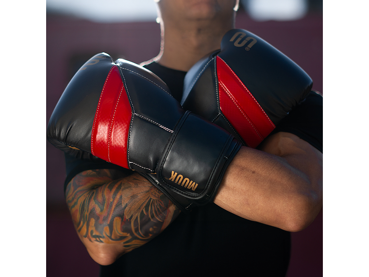 Guante De Box Muuk PU K.O. Negro-Rojo 7