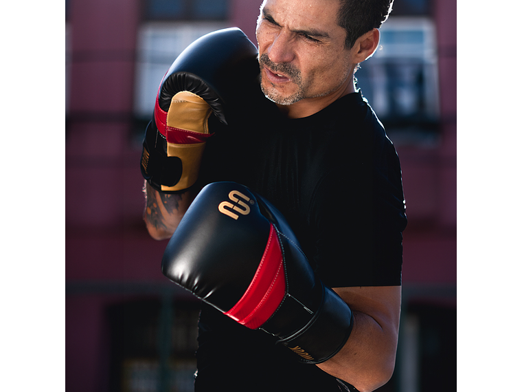 Guante De Box Muuk PU K.O. Negro-Rojo 9