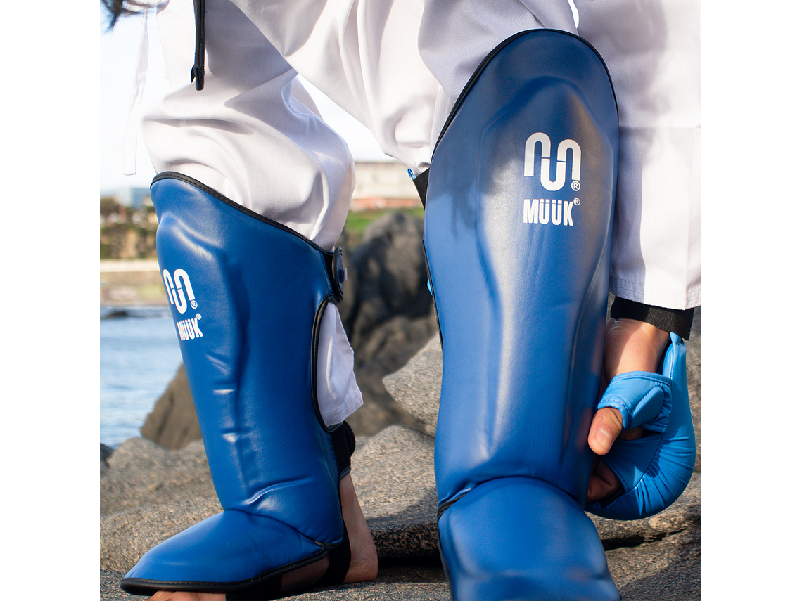 Canillera De Artes Marciales Muuk Pro Rojo 12