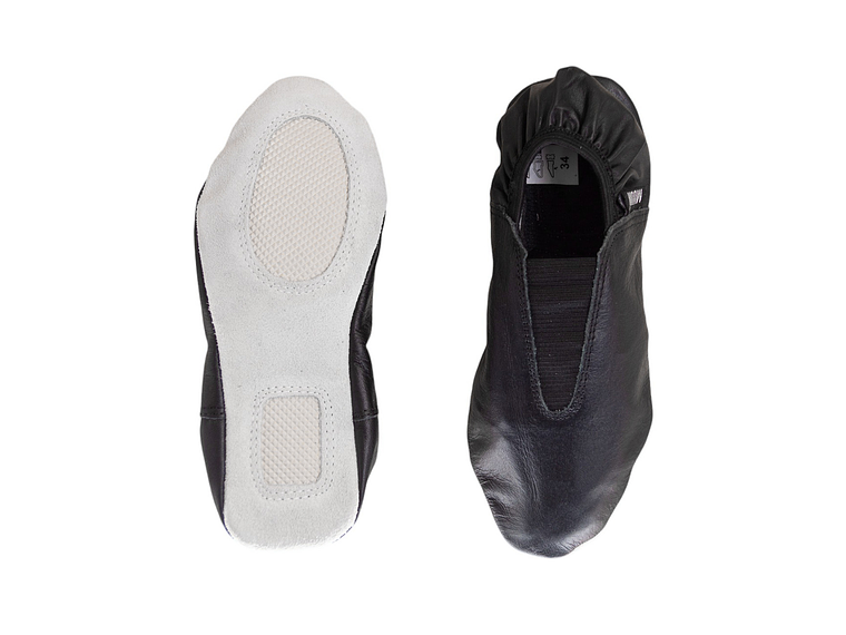 ZAPATILLA DE GIMNASIA NEGRA 1