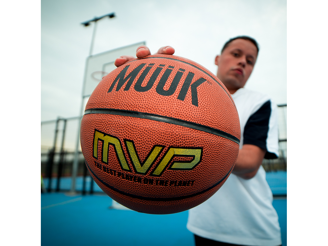Balon de Basketball Muuk M-400 N°7 7