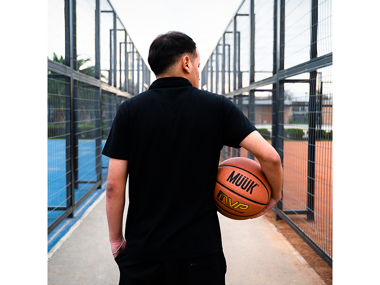 Balon de Basketball Muuk M-400 N°7 8