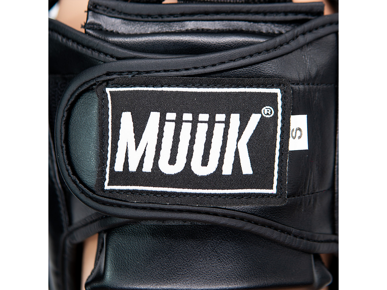 Cabezal De Boxeo Con Pomulo Muuk Negro 7