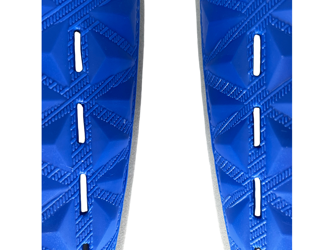 Canillera de Fútbol Penalty Matis X Juvenil 8