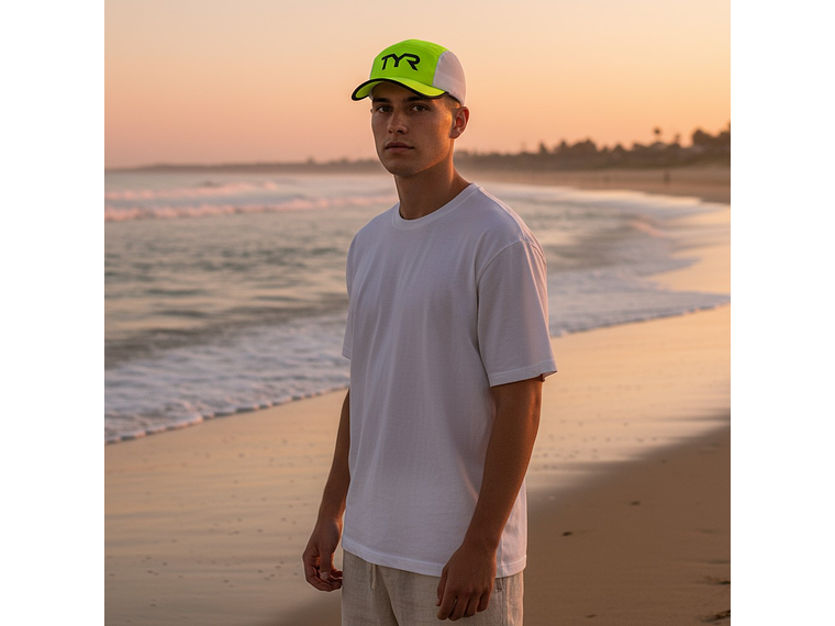 Jockey Deportivo TYR Attak 3