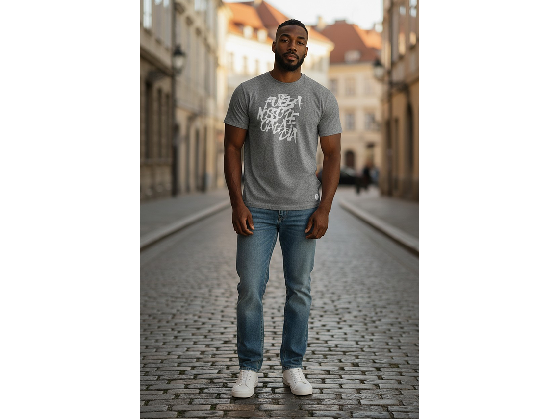 Polera Penalty Futbol Diario Gris 3