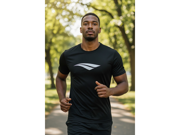 Polera Penalty Logomania Negro 5