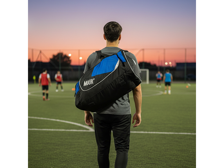 Bolso Deportivo Azul Muuk 50 lts 5