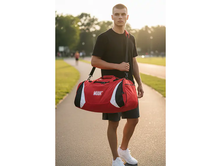 Bolso Deportivo Rojo Muuk 66 lts 5