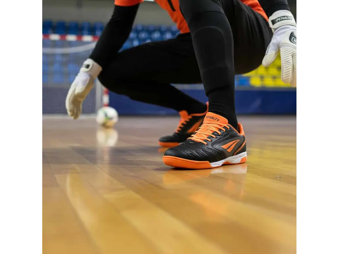 Zapato de Futsal Penalty Brasil 70 Y-1  Negro/Naranjo 7