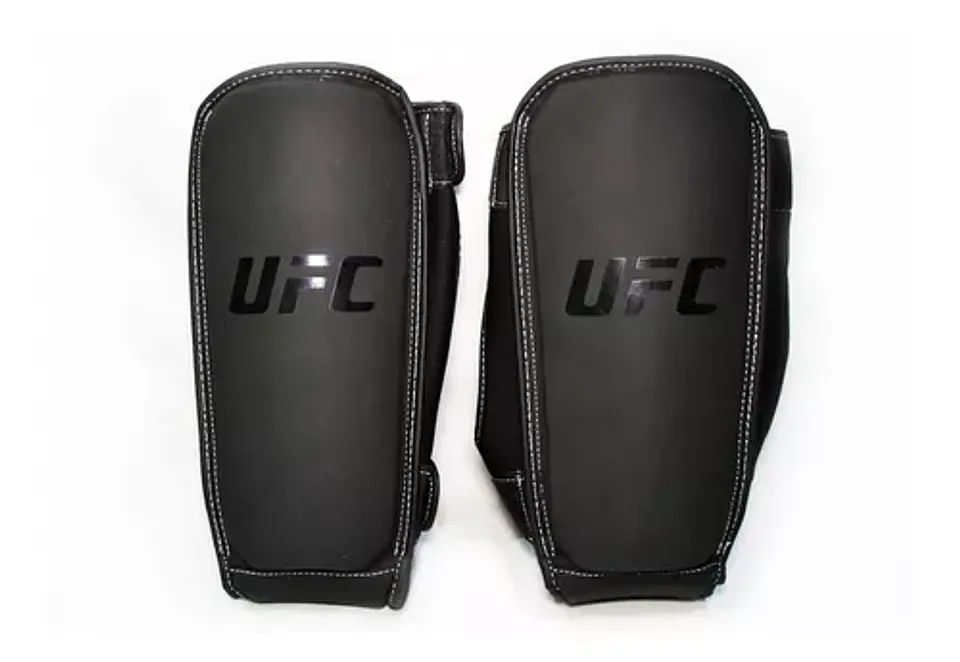 Canilleras de MMA UFC 1