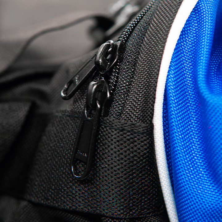 Bolso Deportivo Azul Muuk 50 lts 5