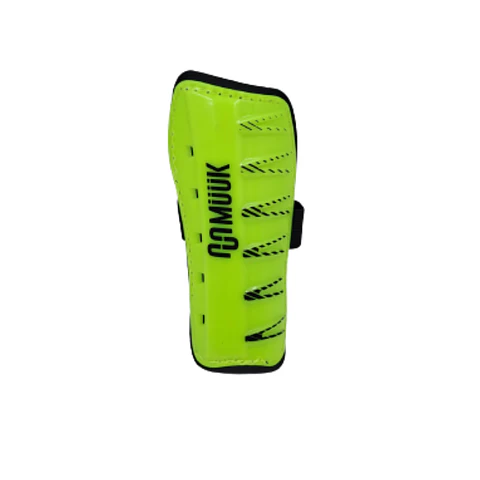 Canillera De Fútbol Muuk Pro XXIII