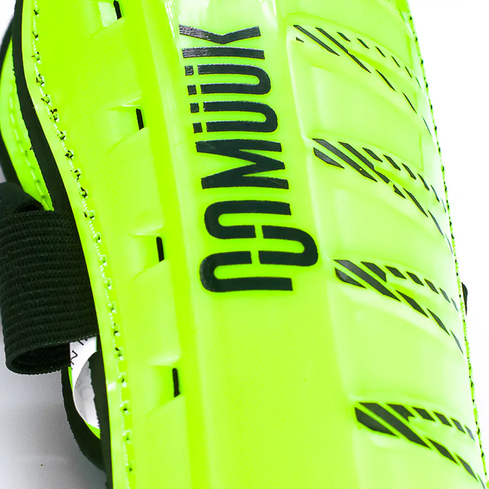 Canillera De Fútbol Muuk Pro XXIII 9