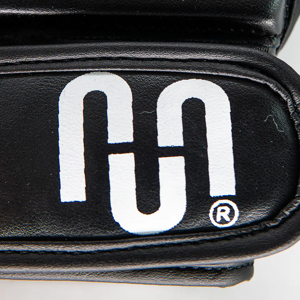 Guantilla MMA Muuk Negro 9
