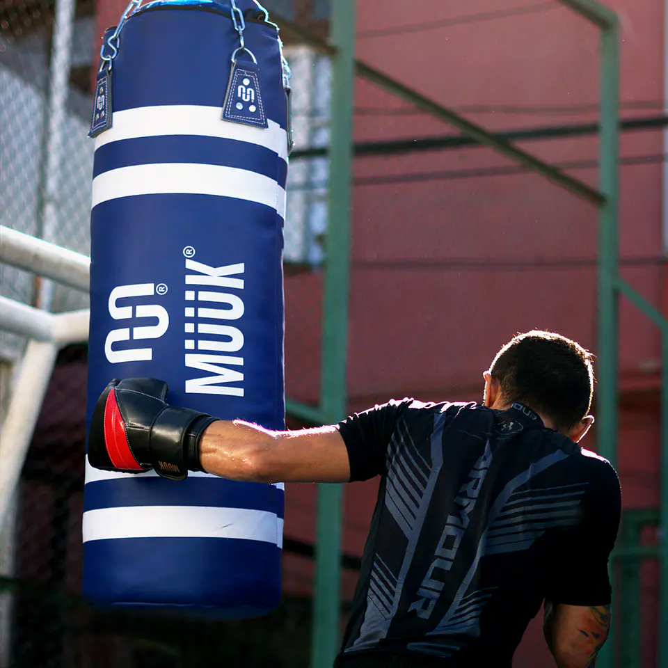 Saco de Boxeo Muuk con Rotor 1 Metro Rojo 6