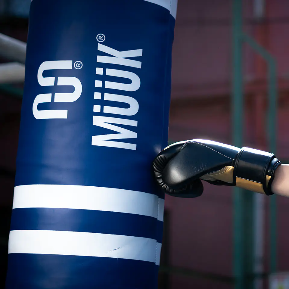 Saco de Boxeo Muuk con Rotor 1 Metro Rojo 10