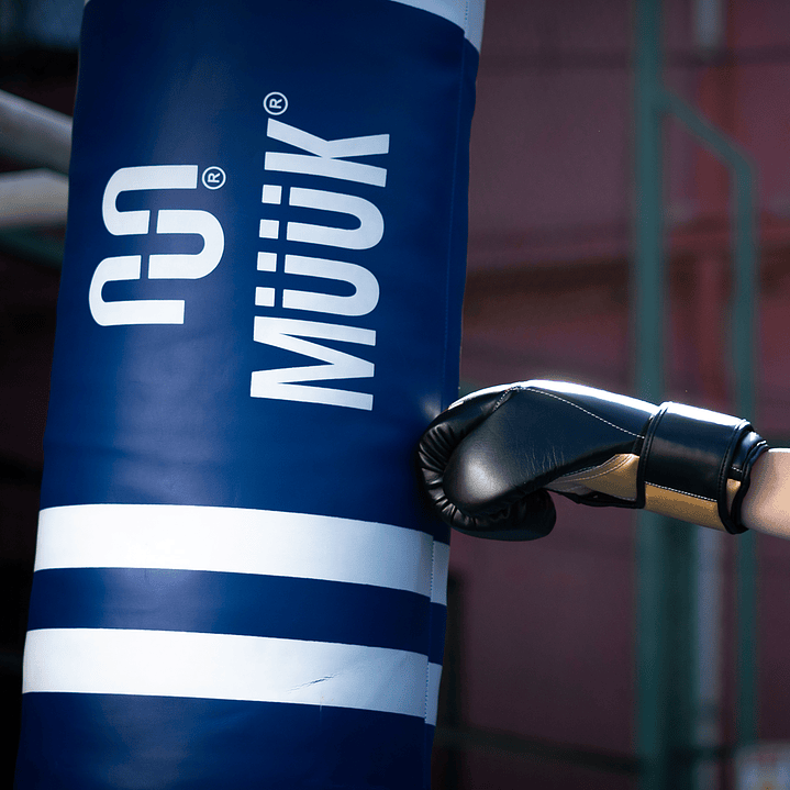 Saco de Boxeo Muuk con Rotor 1.2 Metros Rojo 11