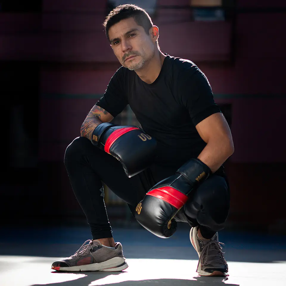 Guante De Box Muuk PU K.O. Negro-Rojo 8