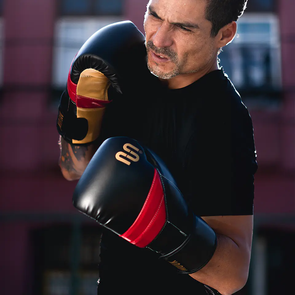 Guante De Box Muuk PU K.O. Negro-Rojo 11