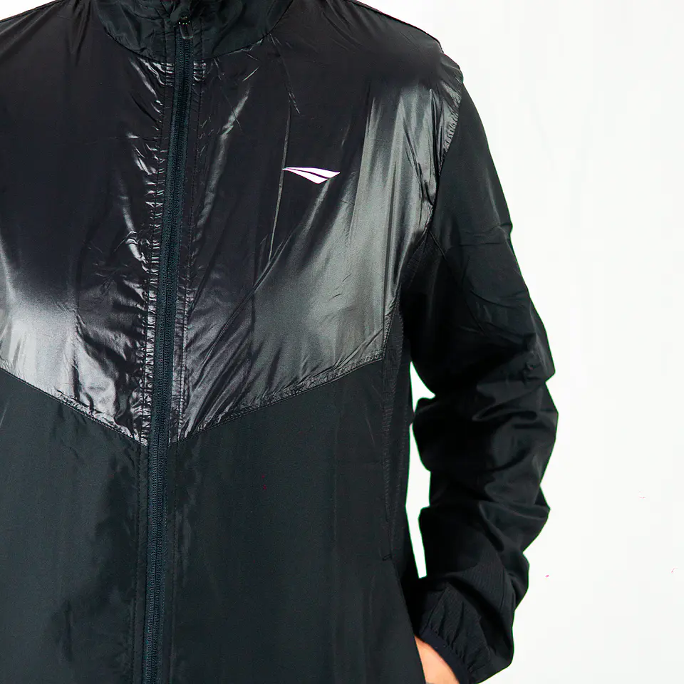 Cortaviento Penalty Air Dry 244 Negro 4