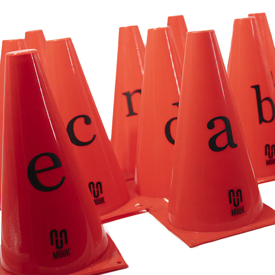 Set De Conos Alfabeticos Muuk 3