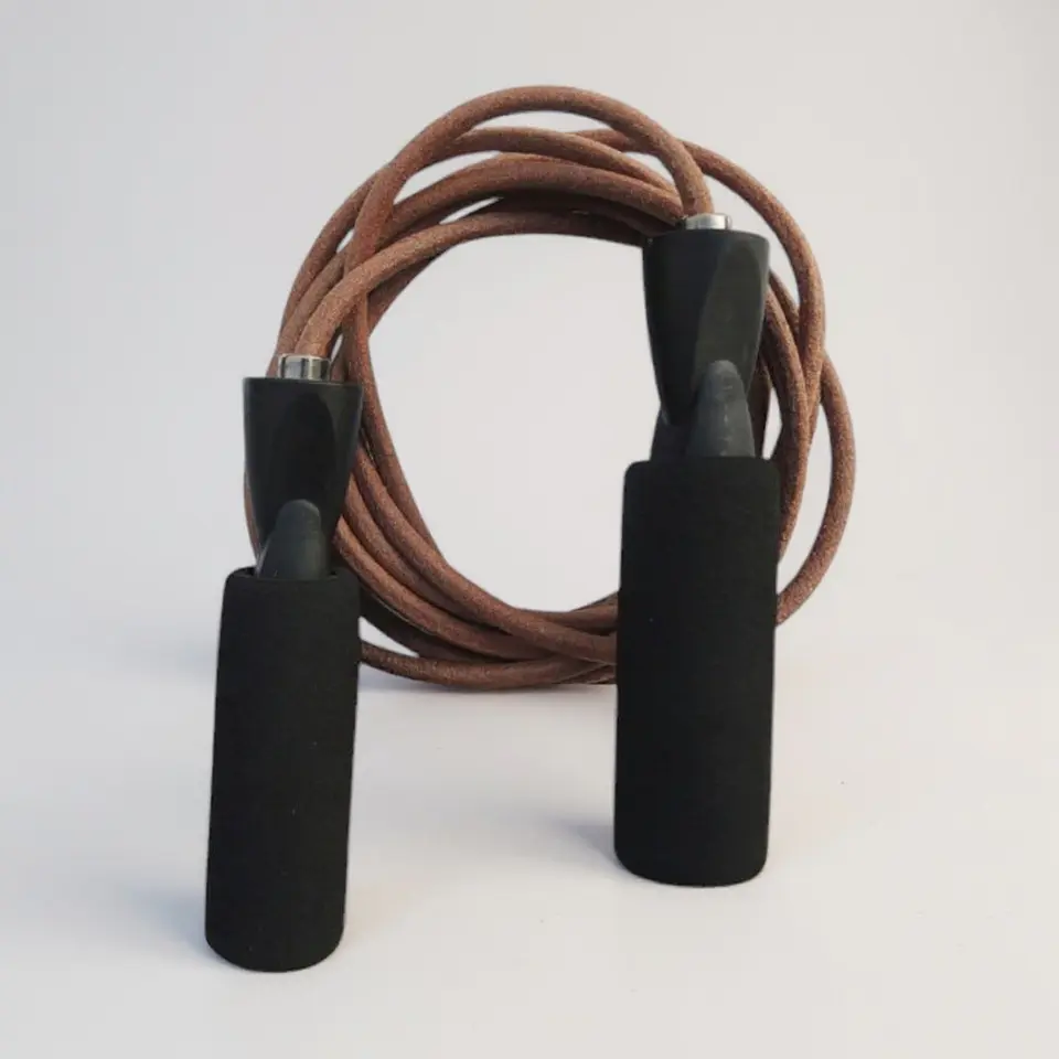 Cuerda de Salto Covertec de Cuero 1