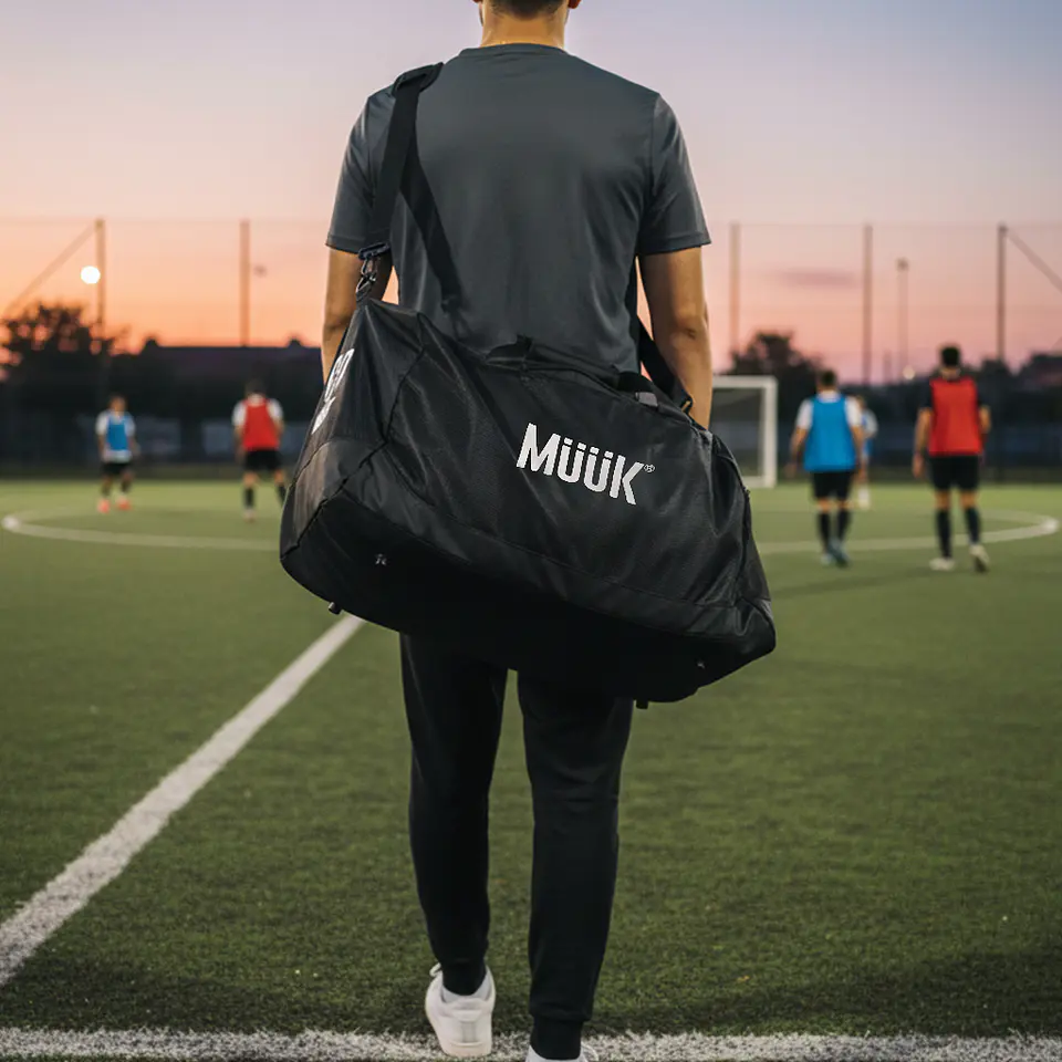 Bolso Deportivo Rectangular Muuk 70 Lts 6