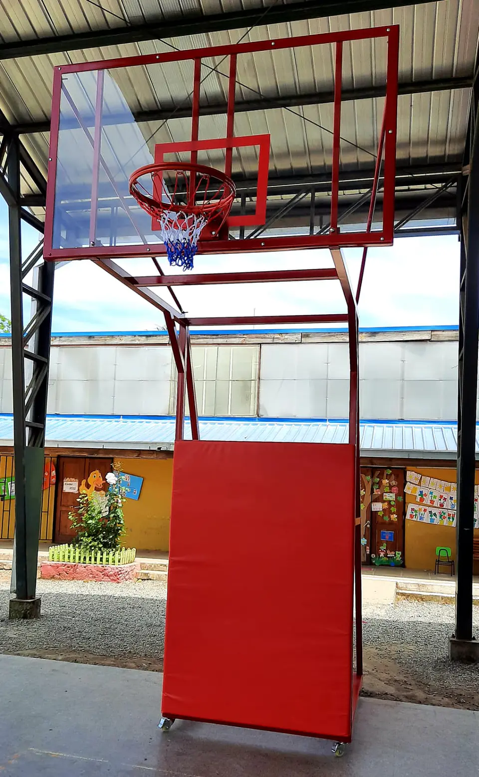 Torre de Basquetbol Movil Acrilico 10mm 3