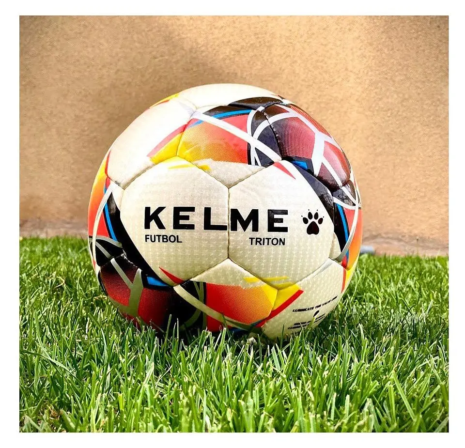 Balon de Futbol Kelme Triton N°5 4