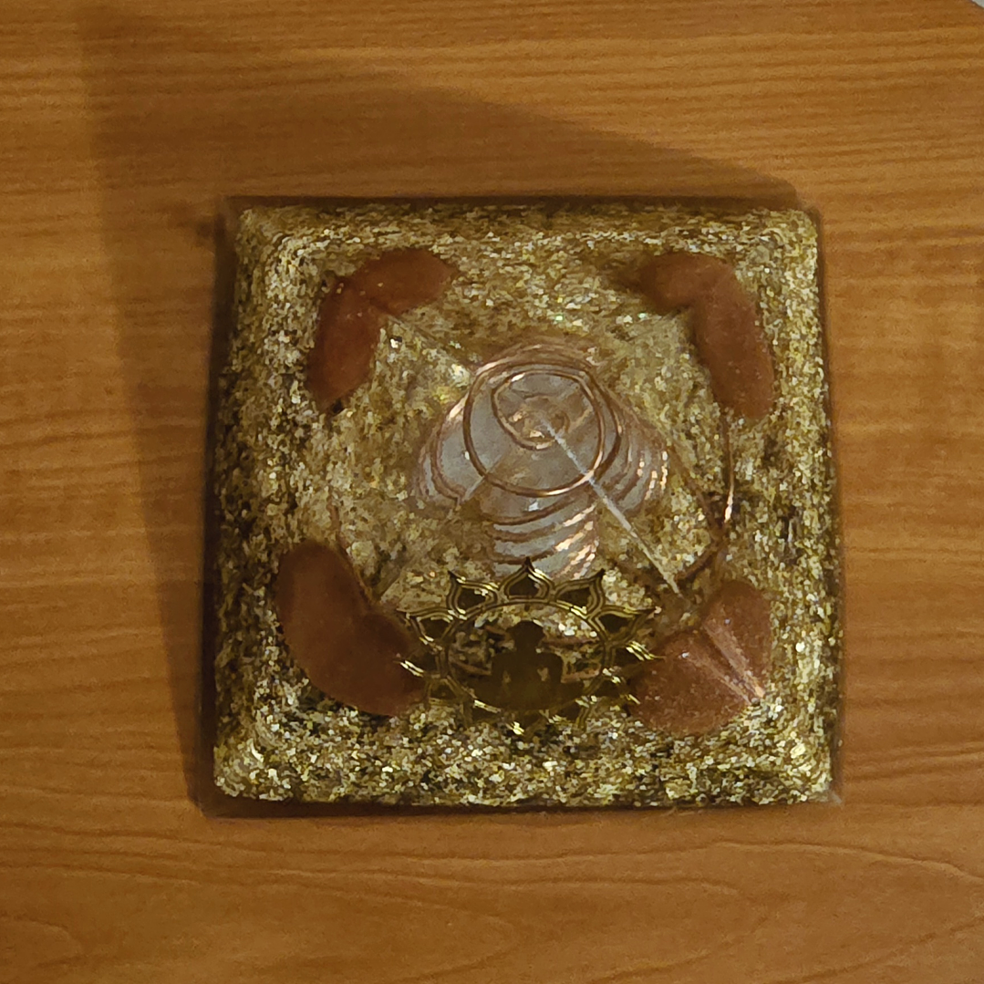 Orgonites Pirâmide Quéops Média  18