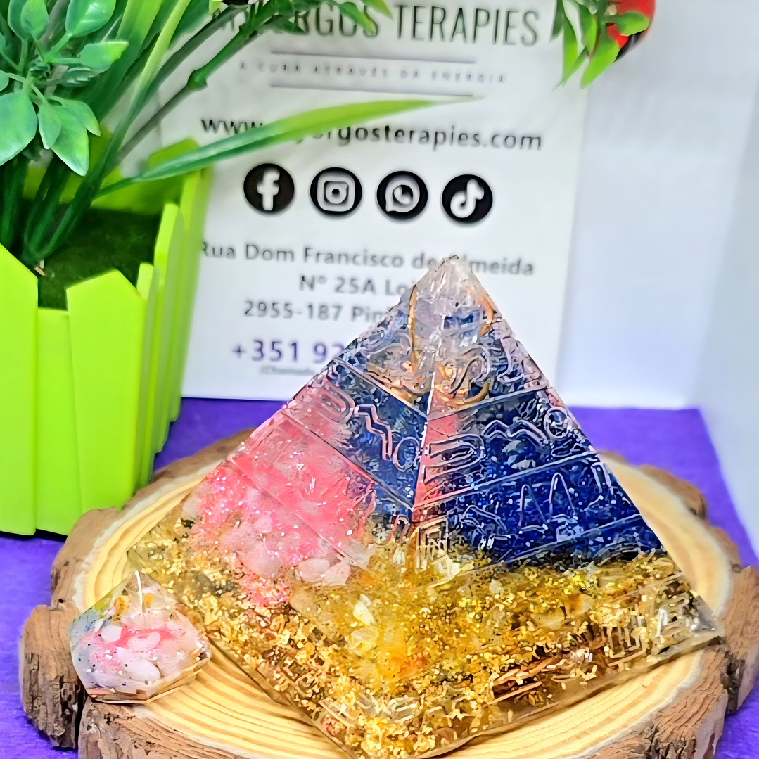 Orgonites Pirâmide Quéops Média com motivos egípcios 8