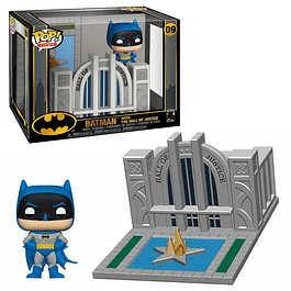 POP! Town: Batman with the Hall of Justice