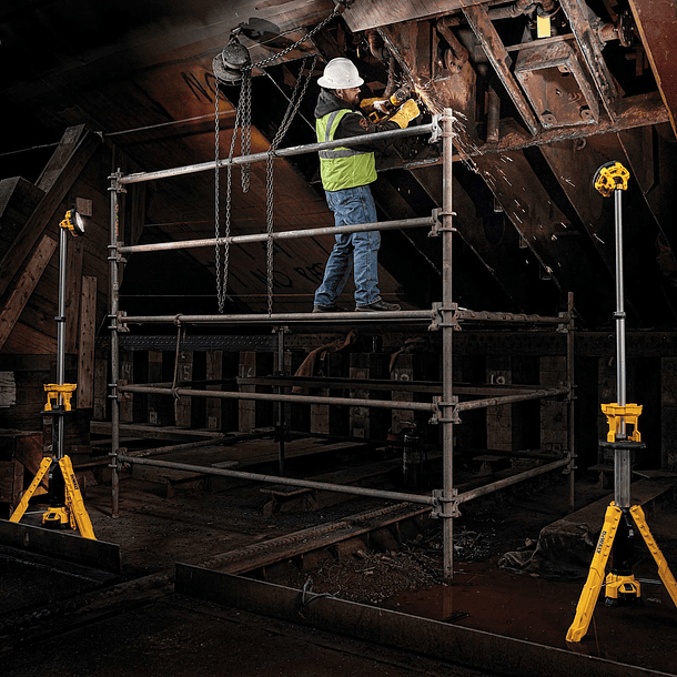 Foco Led Trípode 20v Sin Batería Dewalt Dcl079b 9