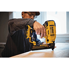 Grapadora Inalámbrica 1/4 Dewalt DCN681B 20V 7