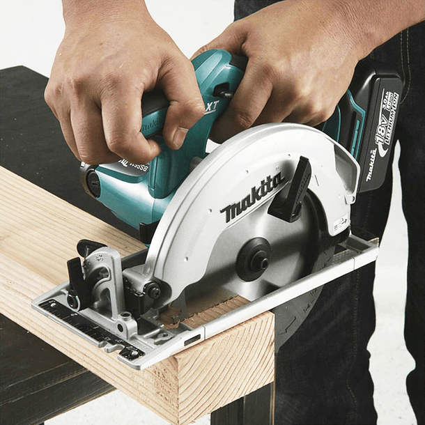 Sierra Circular Inalámbrica Makita 18v 165mm 6-1/2'' Dss611z 7