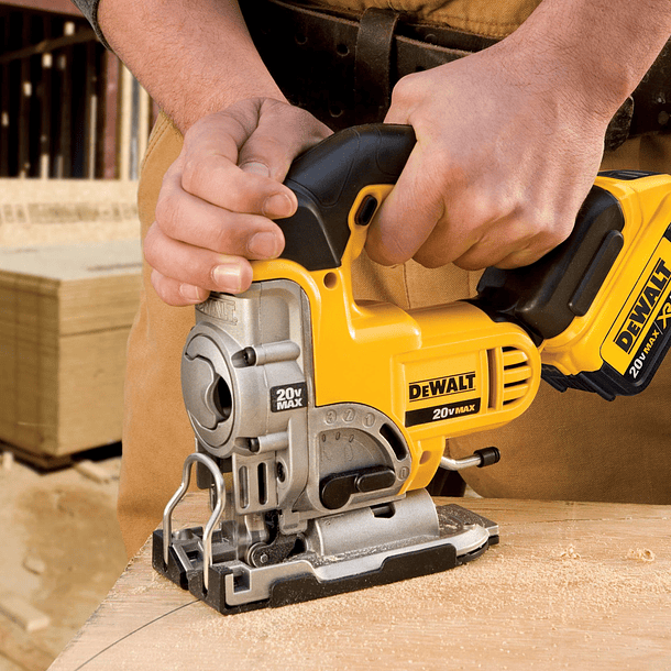 Sierra Caladora Inalámbrica Dewalt DCS331B 20V 5