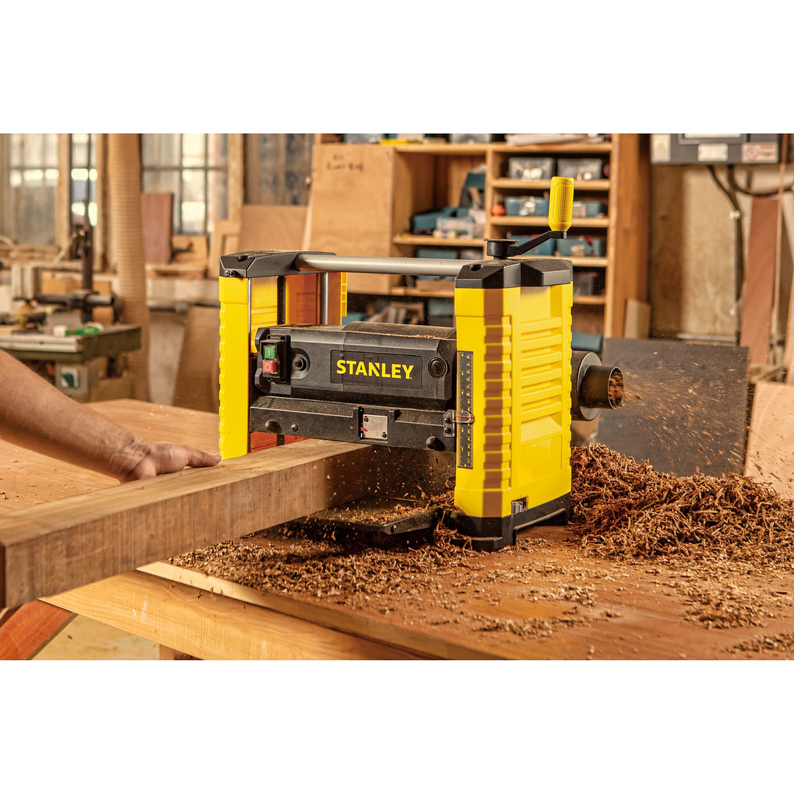 Cepillo De Banco 1800w 12,5 X 6 Hss Stanley Stp18-b2 6