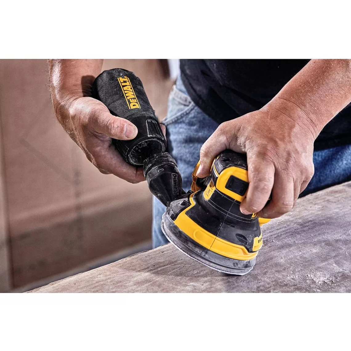 Lijadora Orbital Inalámbrica 20v Brushless Dcw210b S/bateria 8