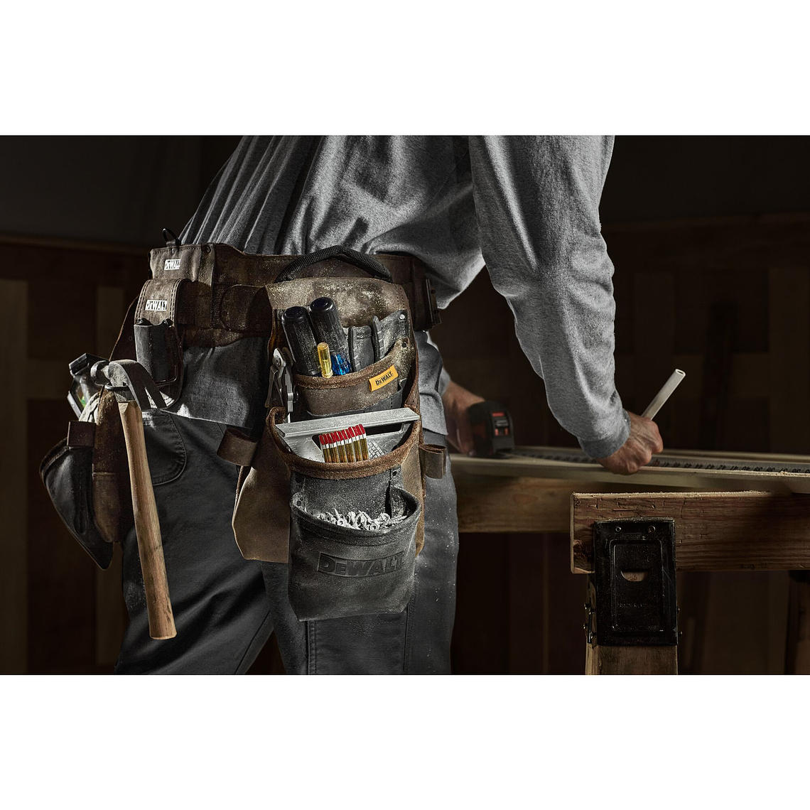 Cinturón Ajustable 18 Bolsillos Dewalt DWST550113 3