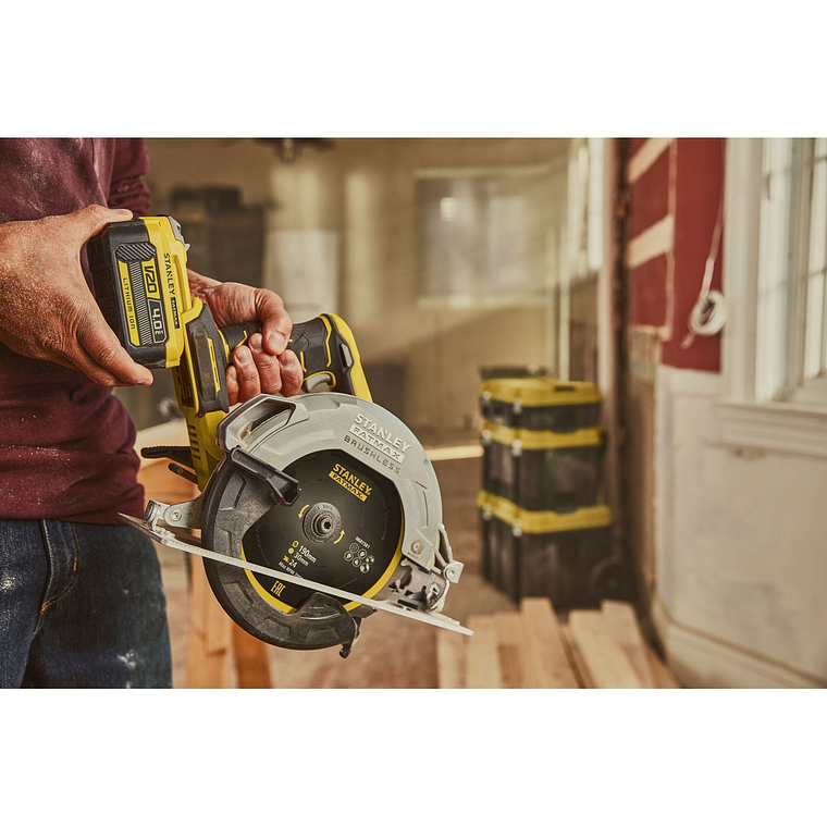 Sierra Circular 7-1/4 Inala. 20v Stanley Sbc550 Sin baterias 7