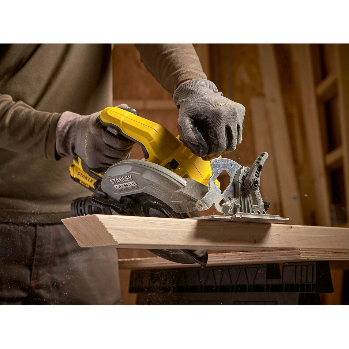 Sierra Circular 7-1/4 Inala. 20v Stanley Sbc550 Sin baterias 8