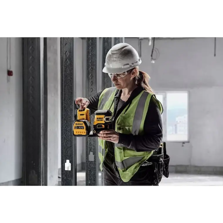 Láser Verde Línea Cruzada 20v Dewalt DCLE34220GB Sin Bateria 7