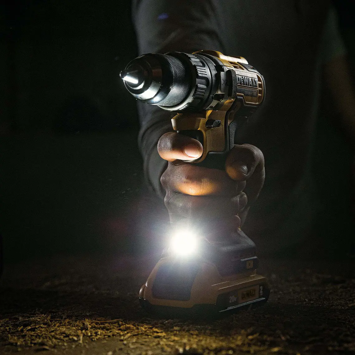 Taladro Percutor 20v Sin Carbones + 2 Bat Dewalt Dcd796d2-b2 8